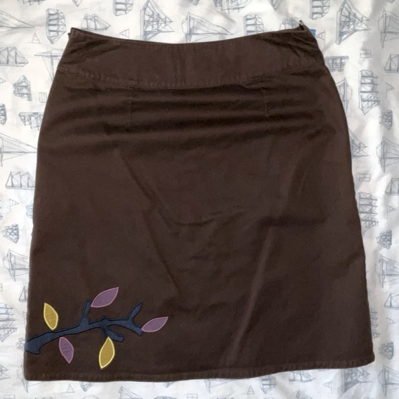 BODEN Skirt w/Birds, Side zip - Picture 3 of 11
